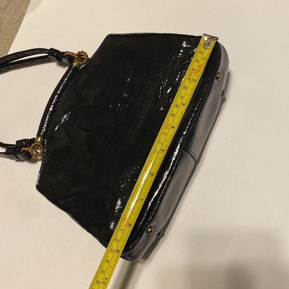 VINTAGE LADIES BLACK PATENT LEATHER MINI HANDBAG - Picture 13 of 14